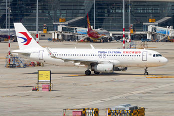 B-1815 - China Eastern Airlines Airbus A320