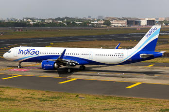 VT-IMK - IndiGo Airbus A321 NEO