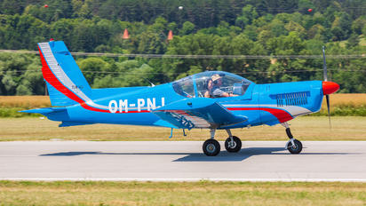 OM-PNJ - Private Zlín Aircraft Z-142