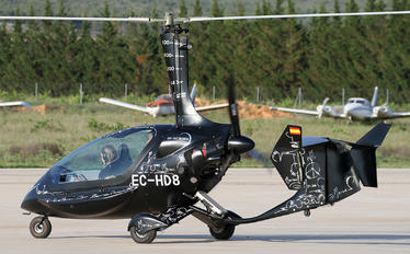EC-HD8 - Private ELA Aviacion 10 Eclipse