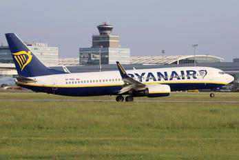 SP-RSD - Ryanair Sun Boeing 737-8AS