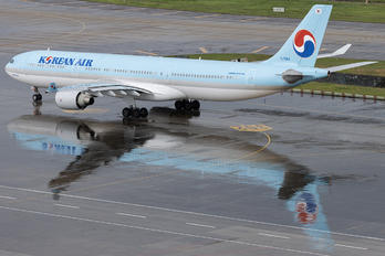 HL7584 - Korean Air Airbus A330-300