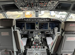 C-FULI - Lynx Air Boeing 737-8 MAX