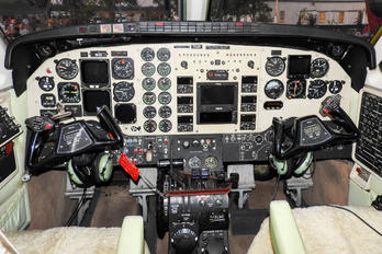 LV-CVR - Private Beechcraft 90 King Air