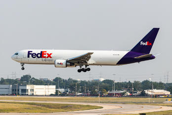 N182FE - FedEx Federal Express Boeing 767-300F