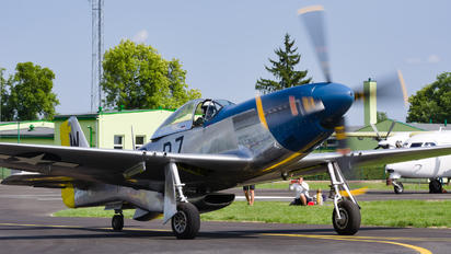 OO-PSI - Private North American P-51D Mustang