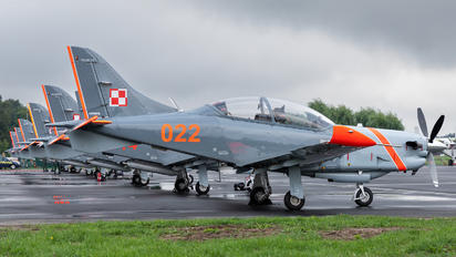 022 - Poland - Air Force "Orlik Acrobatic Group" PZL 130 Orlik TC-1 / 2