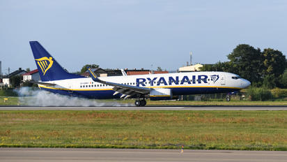 EI-DWV - Ryanair Boeing 737-8AS