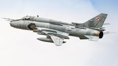 8309 - Poland - Air Force Sukhoi Su-22M-4