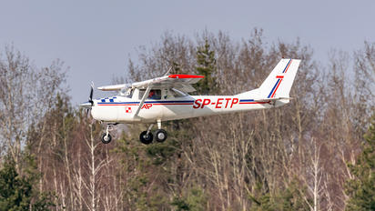 SP-ETP - Private Cessna 150