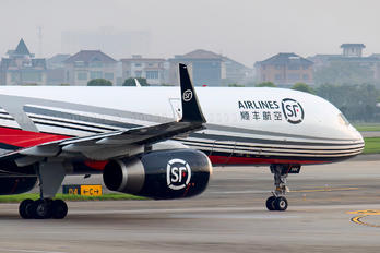 B-220C - SF Airlines Boeing 757-200