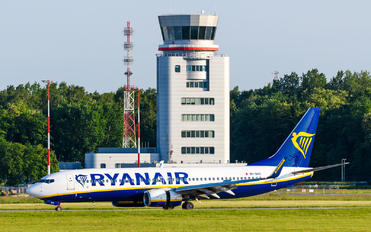 9H-QAS - Ryanair Boeing 737-8AS