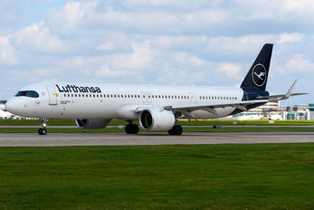D-AIEP - Lufthansa Airbus A321 NEO