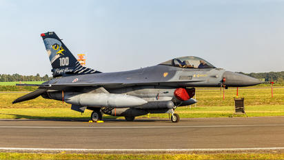 15101 - Portugal - Air Force General Dynamics F-16A Fighting Falcon