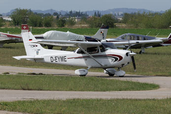 D-EYME - Private Cessna 172 Skyhawk (all models except RG)