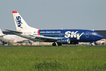 HA-LKO - SkyEurope Boeing 737-500