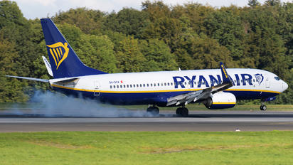 9H-QCA - Ryanair Boeing 737-8AS