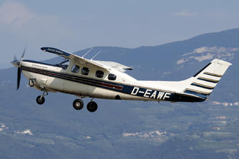 D-EAWF - Private Cessna 210 Centurion