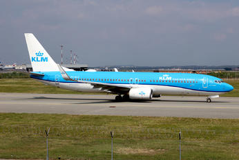 PH-BCD - KLM Boeing 737-800