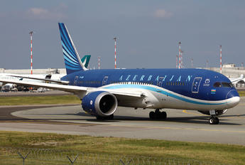 VP-BBR - Azerbaijan Airlines Boeing 787-8 Dreamliner