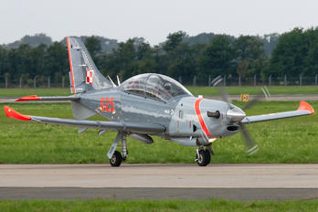 025 - Poland - Air Force "Orlik Acrobatic Group" PZL 130 Orlik TC-1 / 2
