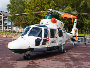 HU.30-03 - Spain - Guardia Civil Eurocopter AS365 Dauphin 2