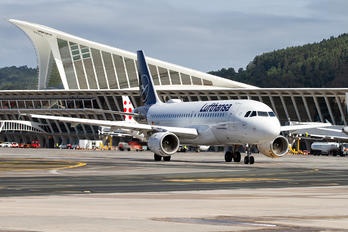 D-AILB - Lufthansa Airbus A319
