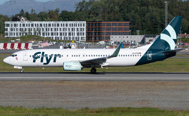 LN-FGB - Flyr Boeing 737-800