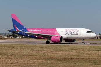 9H-WBW - Wizz Air Airbus A320