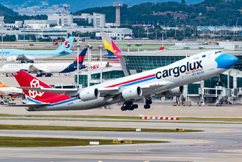 LX-VCF - Cargolux Boeing 747-8F