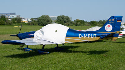 D-MPUT - Private Aerostyle Breezer