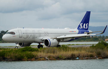 SE-ROX - SAS - Scandinavian Airlines Airbus A320 NEO