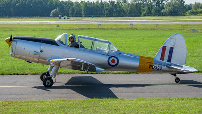 WD322 - Private de Havilland Canada DHC-1 Chipmunk
