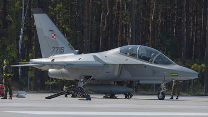 7715 - Poland - Air Force Leonardo- Finmeccanica M-346 Master/ Lavi/ Bielik