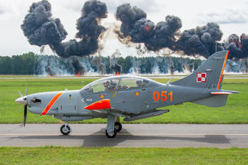 051 - Poland - Air Force "Orlik Acrobatic Group" PZL 130 Orlik TC-1 / 2