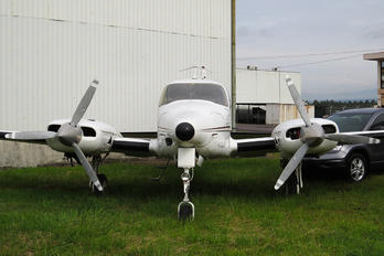TI-AUL - Private Cessna 310
