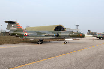 MM6750 - Italy - Air Force Lockheed F-104G Starfighter