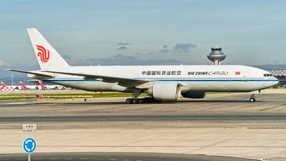 B-2092 - Air China Cargo Boeing 777F