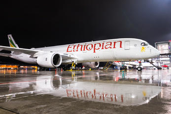 ET-AWO - Ethiopian Airlines Airbus A350-900