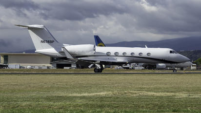 N674BP - Private Gulfstream Aerospace G-IV,  G-IV-SP, G-IV-X, G300, G350, G400, G450