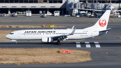 JA301J - JAL - Japan Airlines Boeing 737-800