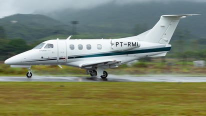 PT-RMI - Private Embraer EMB-500 Phenom 100