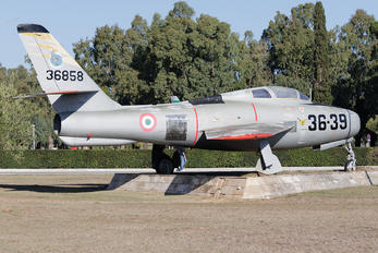 MM53-6858 - Italy - Air Force Republic F-84F Thunderstreak