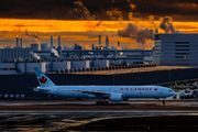 C-FIVM - Air Canada Boeing 777-300ER aircraft