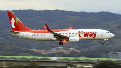 HL8329 - T'Way Air Boeing 737-8KN