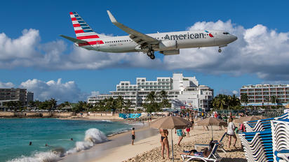 N856NN - American Airlines Boeing 737-800