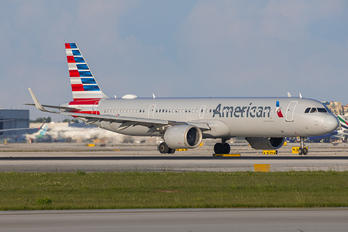 N409AA - American Airlines Airbus A321-271NX