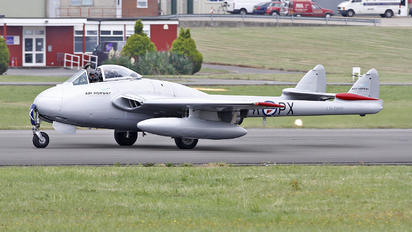 LN-DHY - Private de Havilland DH.100 Vampire FB.6