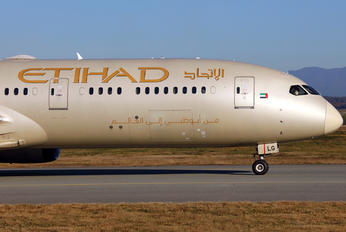 A6-BLG - Etihad Airways Boeing 787-9 Dreamliner