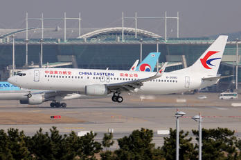 B-208D - China Eastern Airlines Boeing 737-800